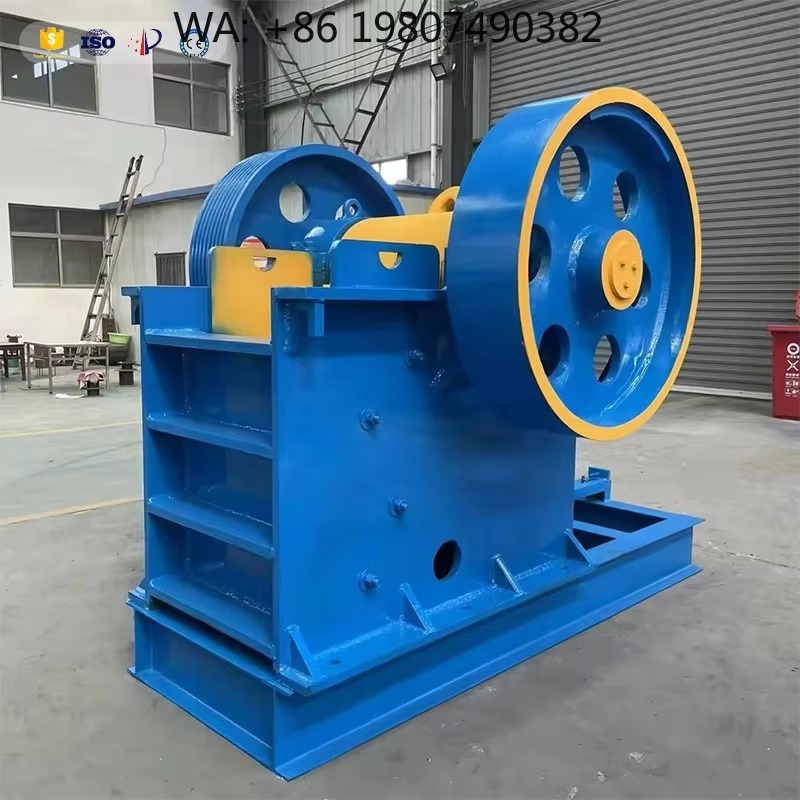Heavy Equipment In Mining - Ağır Hizmet Tipi Madencilik Çeneli Kırıcı,